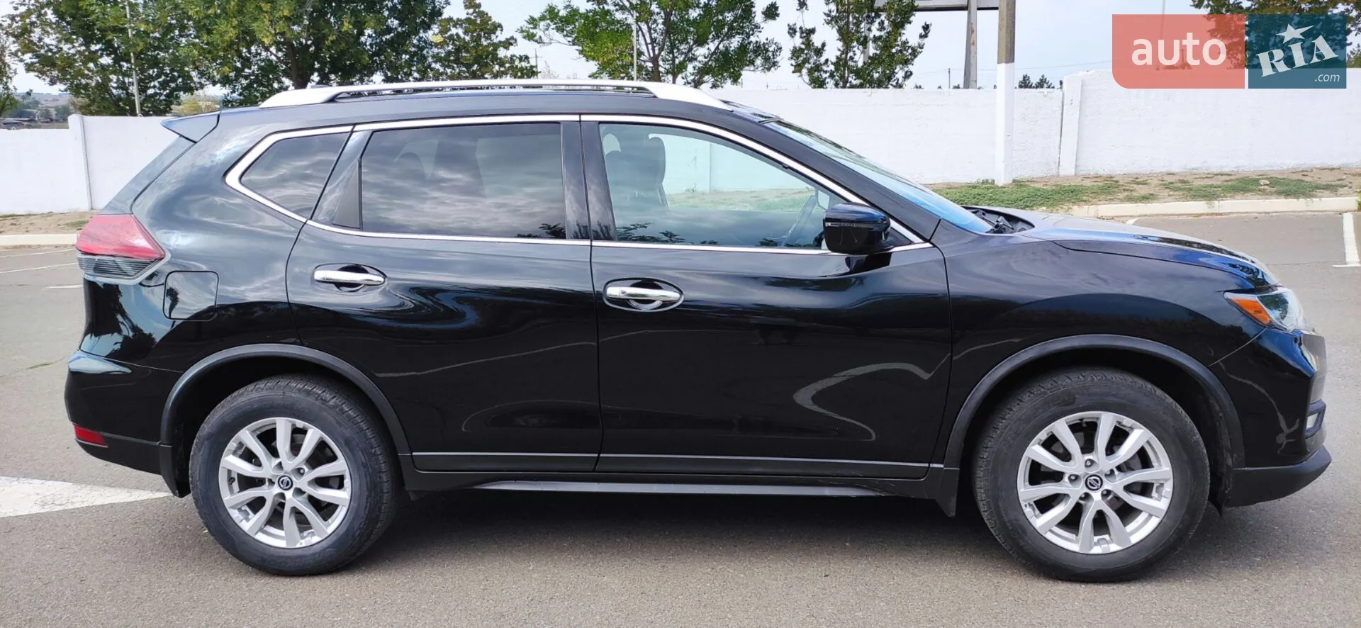 2018 Nissan Rogue - мініатюра 2
