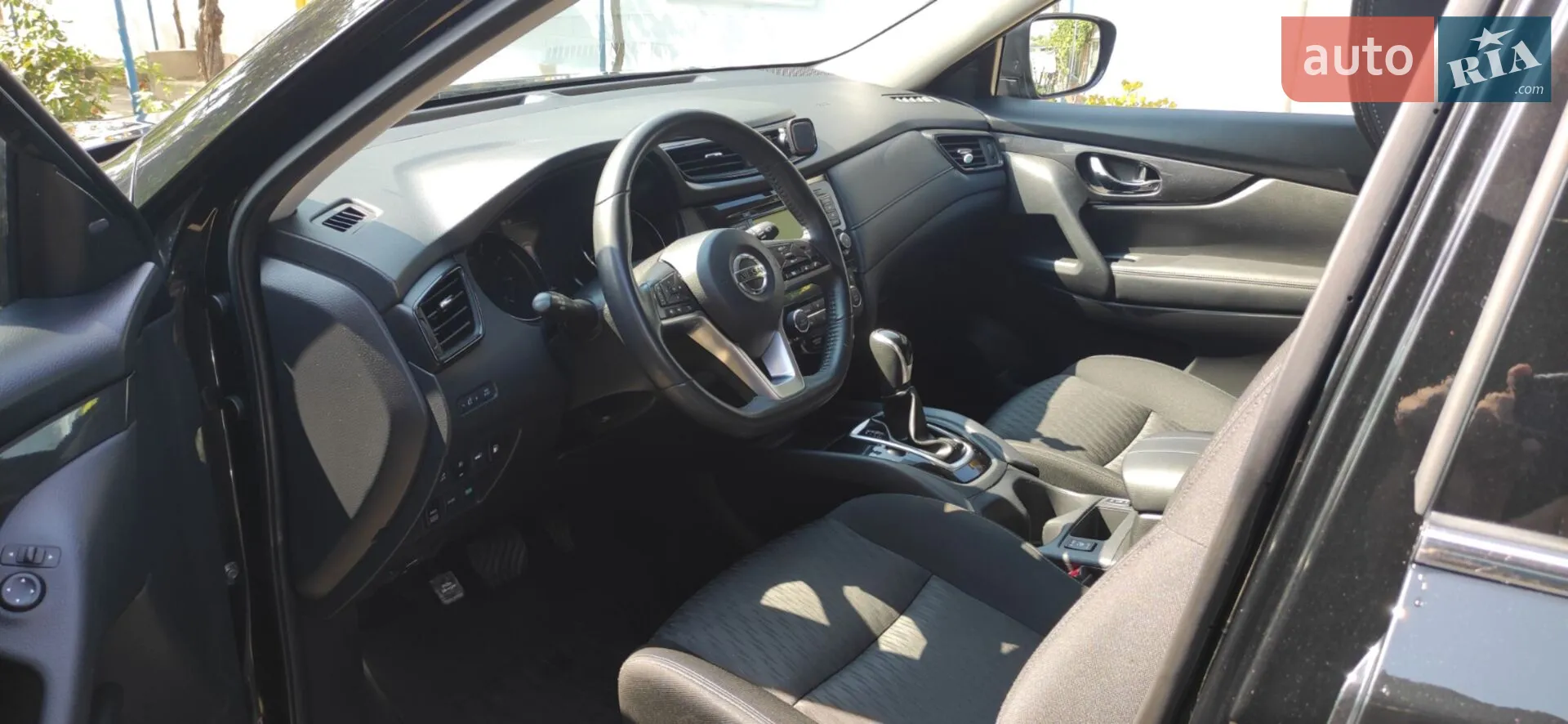 2018 Nissan Rogue - мініатюра 9