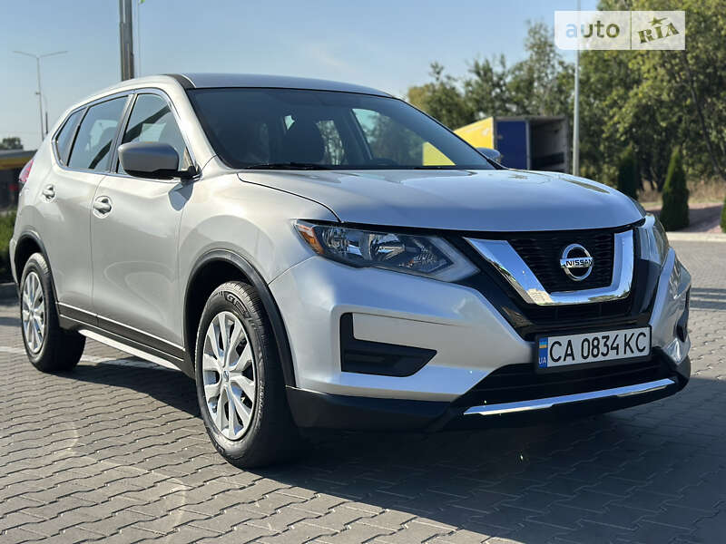 Позашляховик / Кросовер Nissan Rogue 2017 в Черкасах