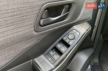 Позашляховик / Кросовер Nissan Rogue 2020 в 