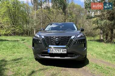 Позашляховик / Кросовер Nissan Rogue 2020 в 