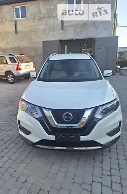 Nissan Rogue 2020