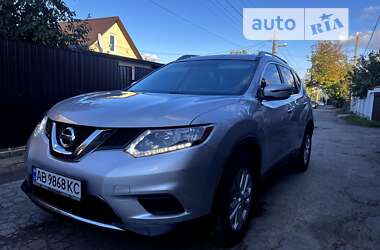 Внедорожник / Кроссовер Nissan Rogue 2016 в Виннице