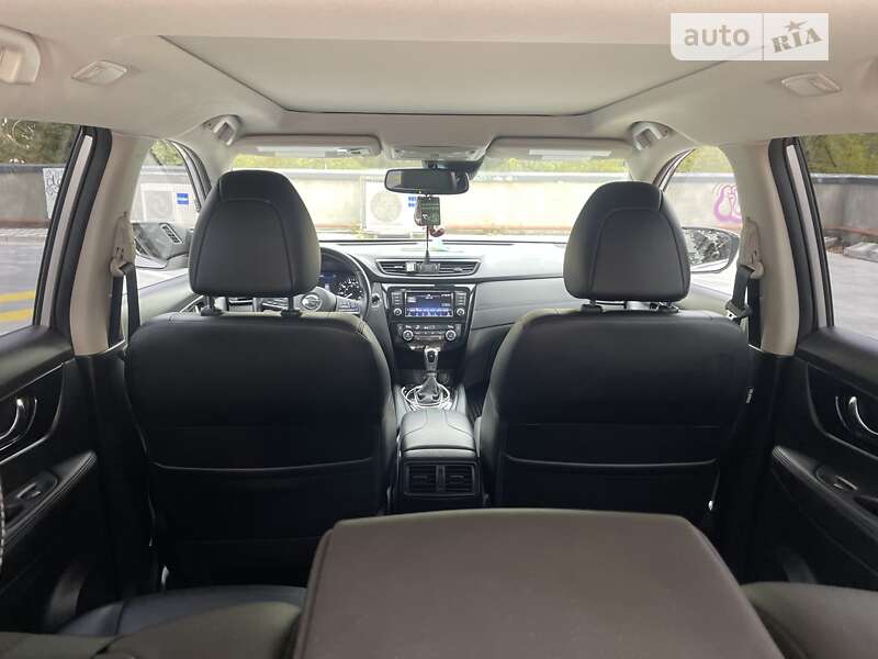 Внедорожник / Кроссовер Nissan Rogue 2018 в Киеве