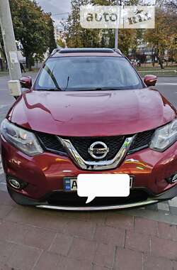 Позашляховик / Кросовер Nissan Rogue 2015 в Івано-Франківську