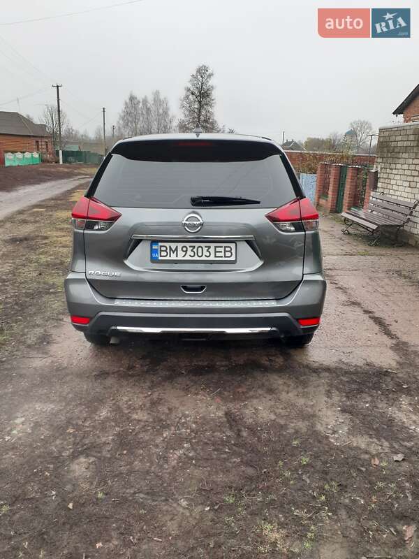 Внедорожник / Кроссовер Nissan Rogue 2018 в Глухове