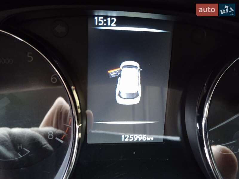 Внедорожник / Кроссовер Nissan Rogue 2016 в Житомире