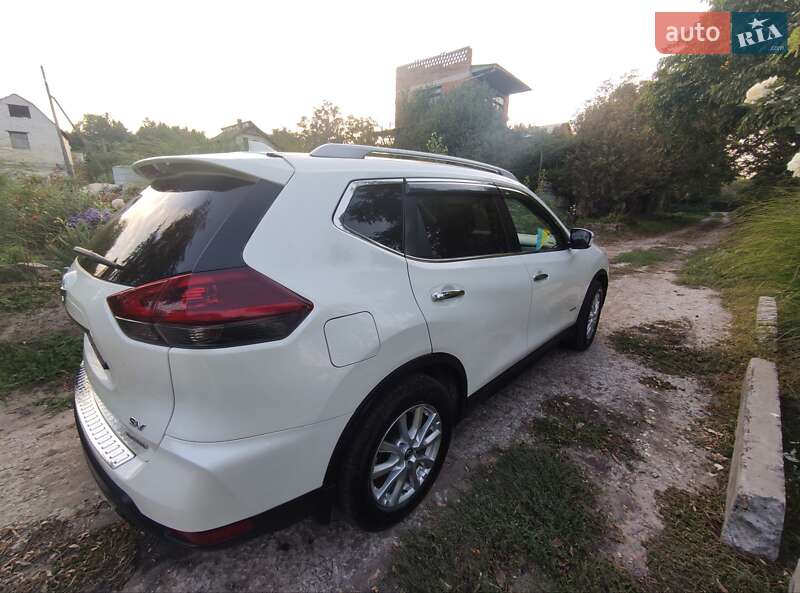 Позашляховик / Кросовер Nissan Rogue 2018 в Запоріжжі