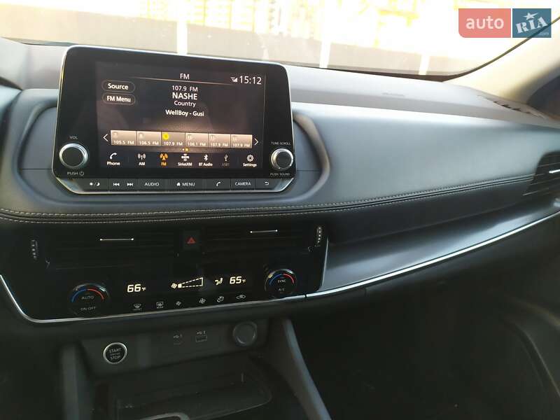 Позашляховик / Кросовер Nissan Rogue 2021 в Києві