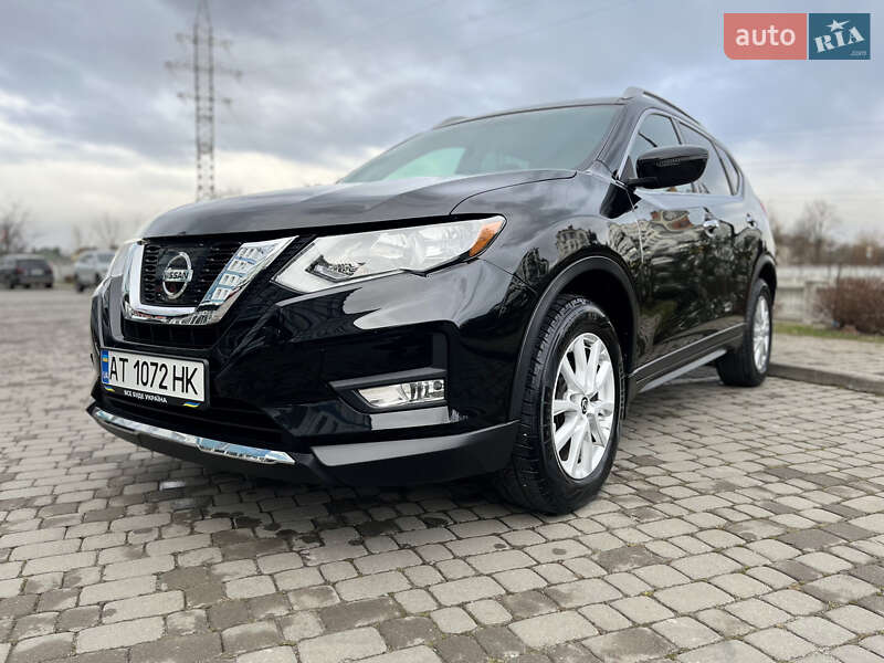 Позашляховик / Кросовер Nissan Rogue 2018 в Івано-Франківську