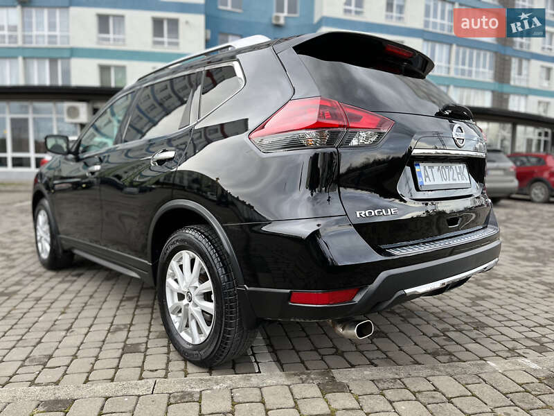 Позашляховик / Кросовер Nissan Rogue 2018 в Івано-Франківську