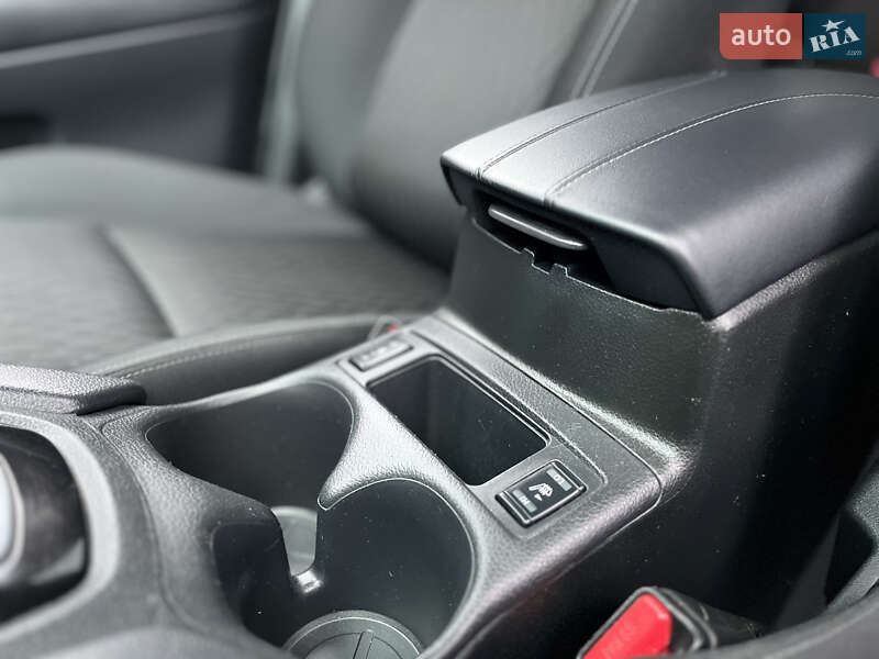 Позашляховик / Кросовер Nissan Rogue 2018 в Івано-Франківську