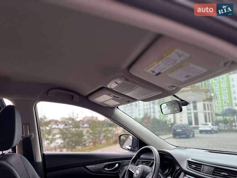 Позашляховик / Кросовер Nissan Rogue 2018 в Івано-Франківську