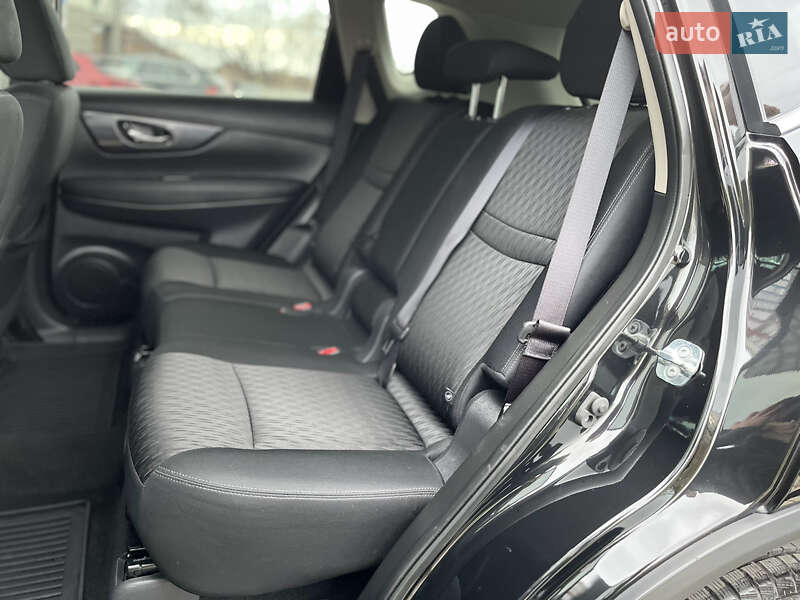 Позашляховик / Кросовер Nissan Rogue 2018 в Івано-Франківську