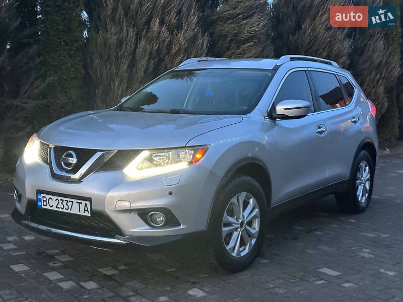 Внедорожник / Кроссовер Nissan Rogue 2015 в Самборе