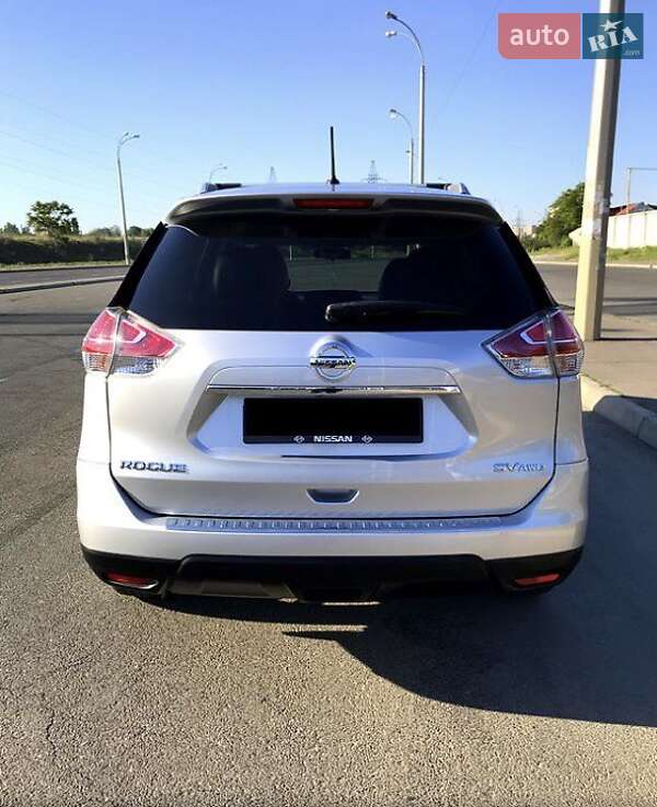 Позашляховик / Кросовер Nissan Rogue 2015 в Черкасах