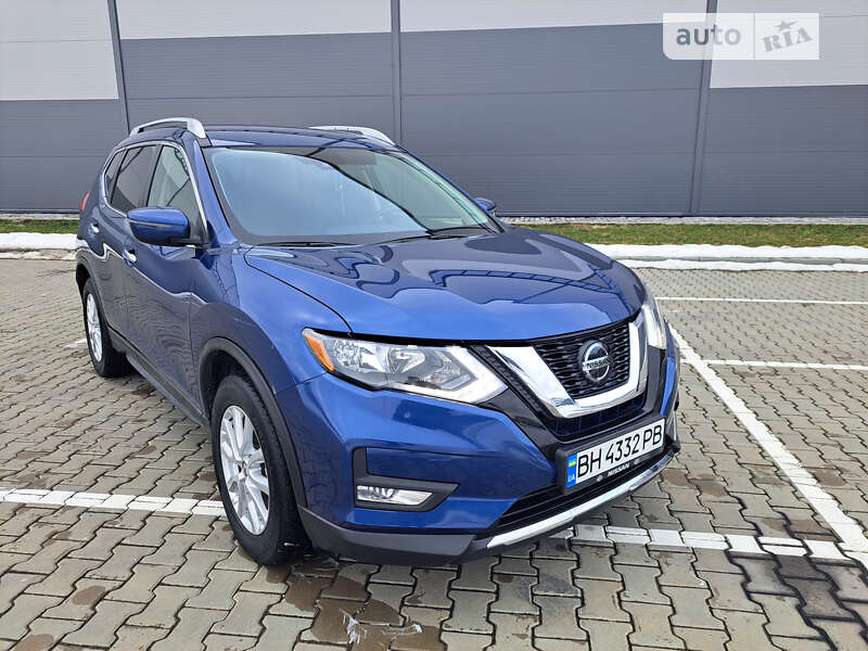 Внедорожник / Кроссовер Nissan Rogue 2019 в Ивано-Франковске