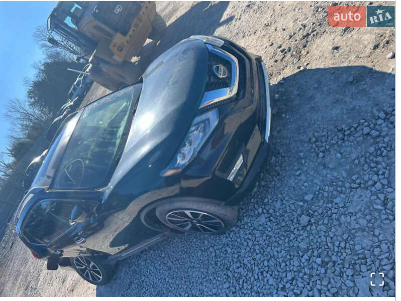 Позашляховик / Кросовер Nissan Rogue 2018 в Рівному