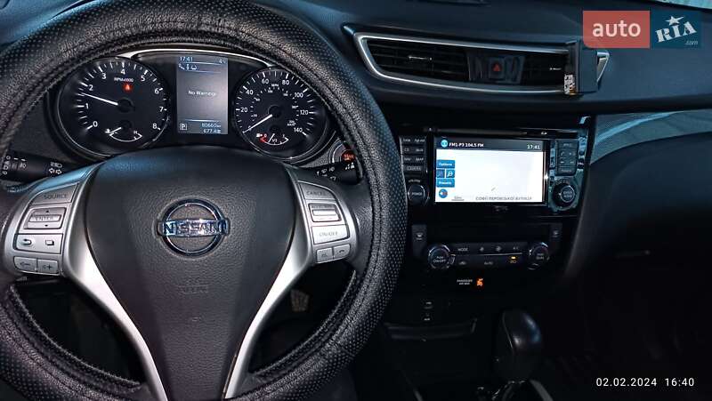 Позашляховик / Кросовер Nissan Rogue 2015 в Первомайську