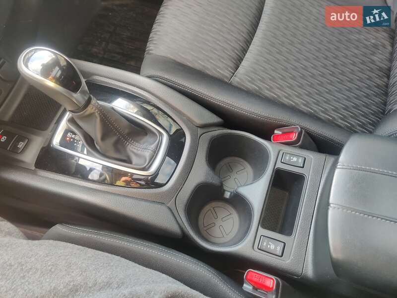 Внедорожник / Кроссовер Nissan Rogue 2018 в Конотопе фото 13 Внедорожник / Кроссовер Nissan Rogue 2018 в Конотопе