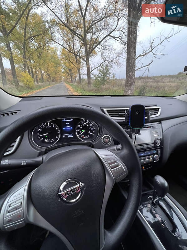 Внедорожник / Кроссовер Nissan Rogue 2016 в Мукачево