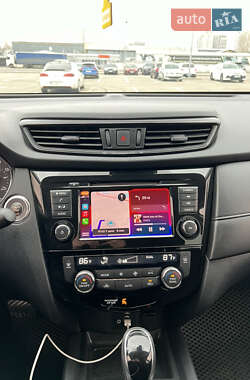 Позашляховик / Кросовер Nissan Rogue 2019 в 