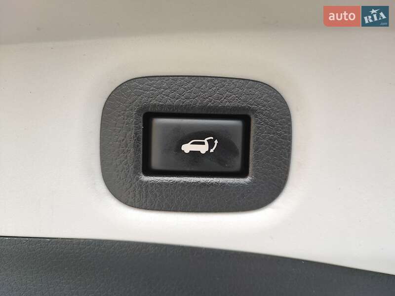 Внедорожник / Кроссовер Nissan Rogue 2020 в Дрогобыче