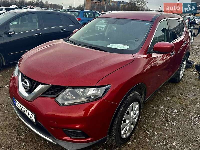 Позашляховик / Кросовер Nissan Rogue 2016 в Львові