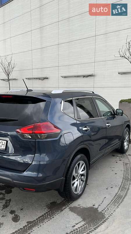 Позашляховик / Кросовер Nissan Rogue 2014 в Харкові