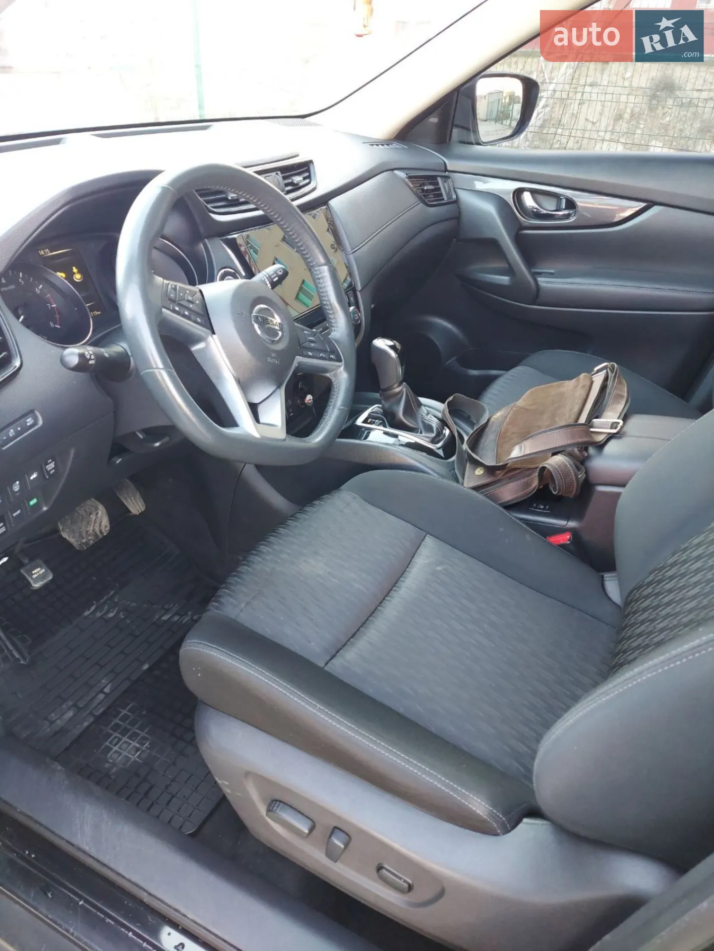 2017 Nissan Rogue - мініатюра 6