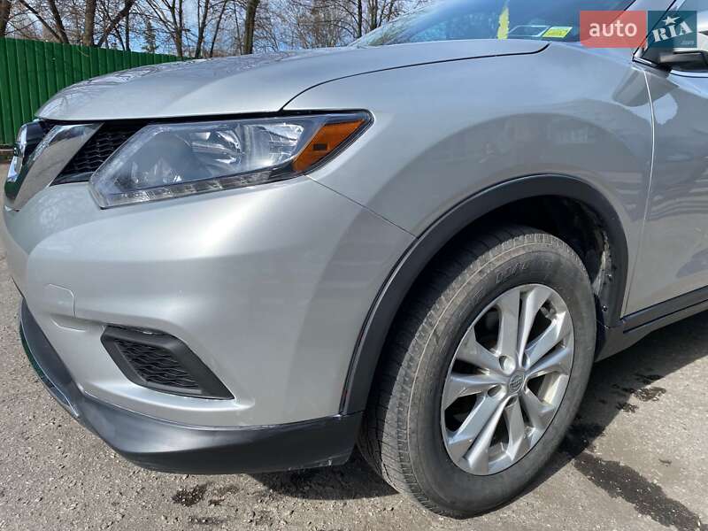 Внедорожник / Кроссовер Nissan Rogue 2016 в Кременчуге