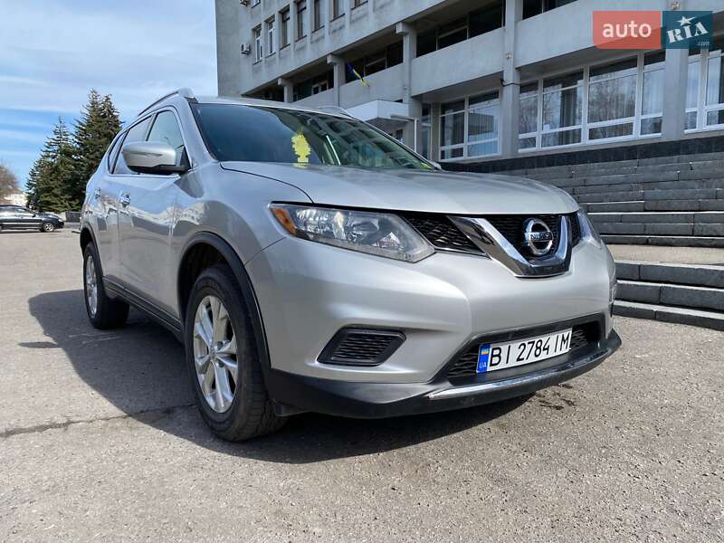Внедорожник / Кроссовер Nissan Rogue 2016 в Кременчуге