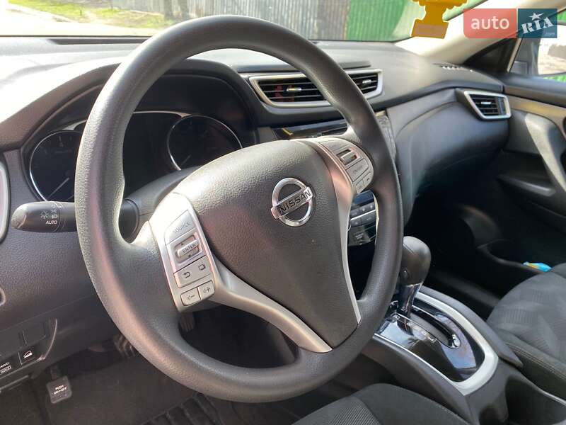 Внедорожник / Кроссовер Nissan Rogue 2016 в Кременчуге