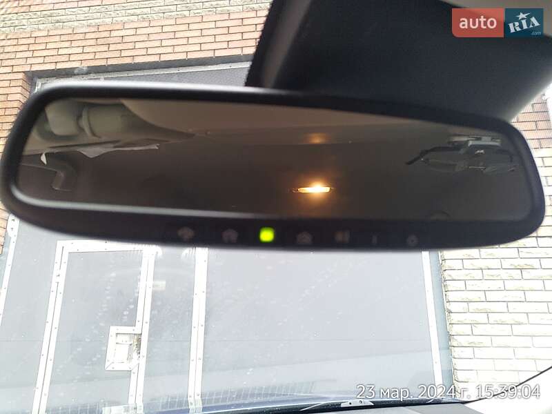 Внедорожник / Кроссовер Nissan Rogue 2019 в Киеве