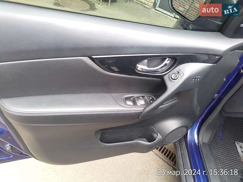 Внедорожник / Кроссовер Nissan Rogue 2019 в Киеве