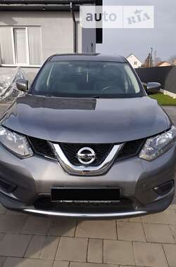 Позашляховик / Кросовер Nissan Rogue 2015 в Луцьку