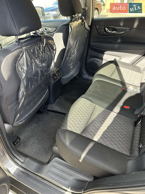 Позашляховик / Кросовер Nissan Rogue 2016 в Одесі фото 21 Позашляховик / Кросовер Nissan Rogue 2016 в Одесі