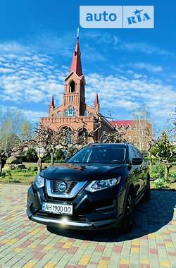 Внедорожник / Кроссовер Nissan Rogue 2017 в Одессе