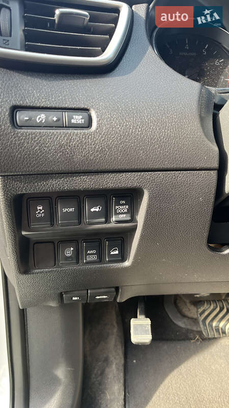 Позашляховик / Кросовер Nissan Rogue 2014 в Львові фото 2 Позашляховик / Кросовер Nissan Rogue 2014 в Львові