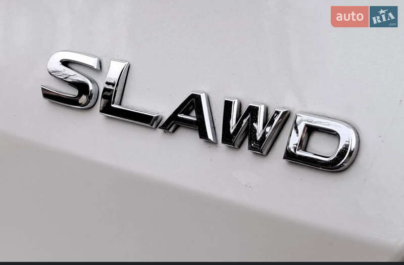 Позашляховик / Кросовер Nissan Rogue 2015 в Миколаєві