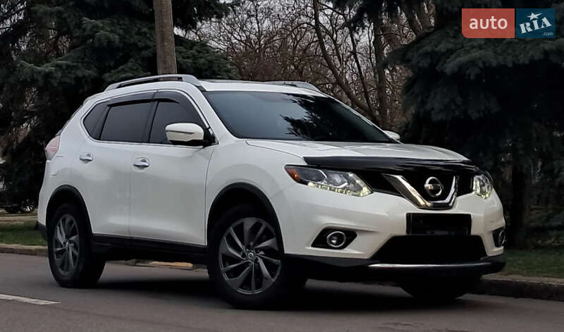 Позашляховик / Кросовер Nissan Rogue 2015 в Миколаєві