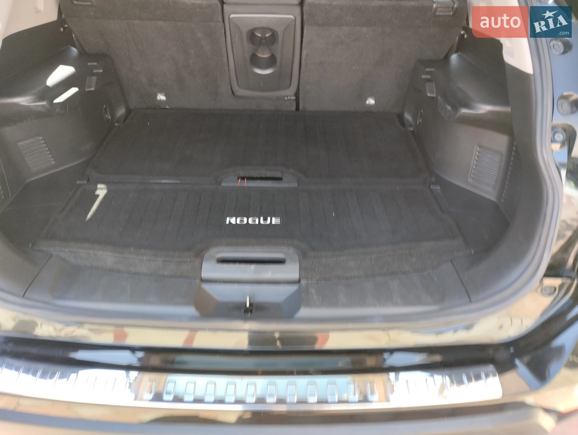 2019 Nissan Rogue - мініатюра 18
