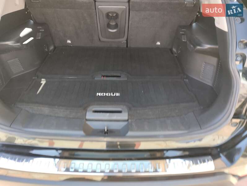 Позашляховик / Кросовер Nissan Rogue 2019 в Тернополі