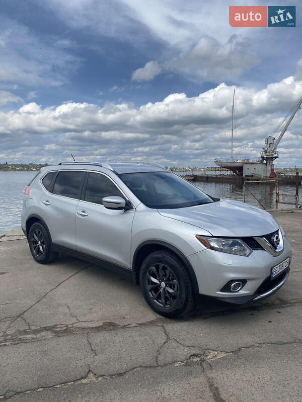 Позашляховик / Кросовер Nissan Rogue 2016 в Миколаєві