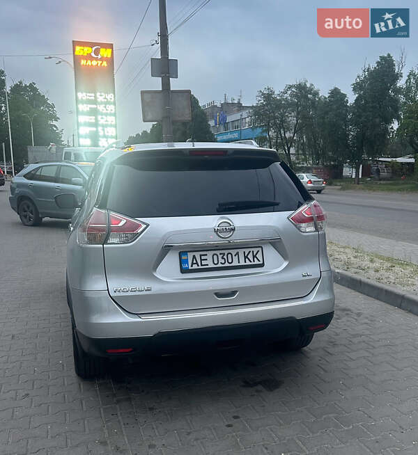 Позашляховик / Кросовер Nissan Rogue 2015 в Дніпрі