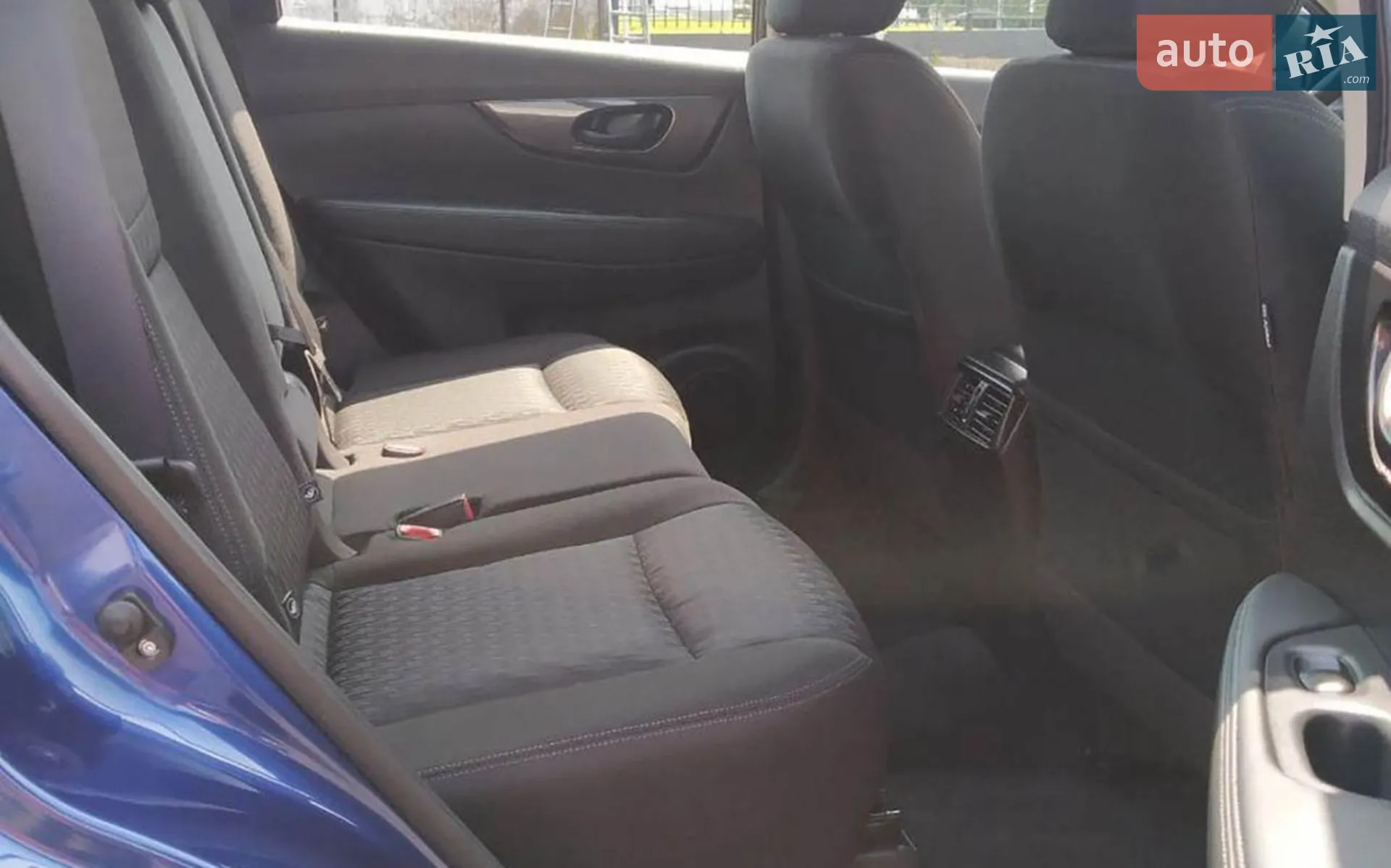 2019 Nissan Rogue - мініатюра 5