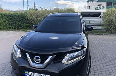 Внедорожник / Кроссовер Nissan Rogue 2015 в Виннице