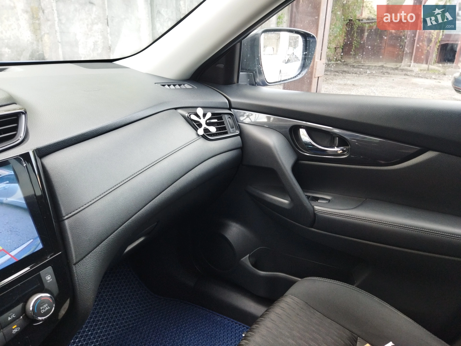 2018 Nissan Rogue - мініатюра 15