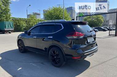 Внедорожник / Кроссовер Nissan Rogue 2019 в Киеве