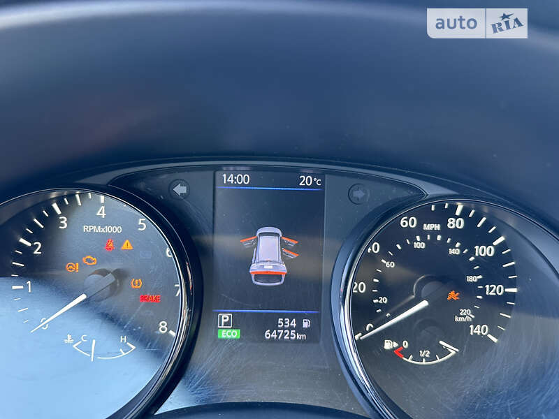 Внедорожник / Кроссовер Nissan Rogue 2017 в Ирпене